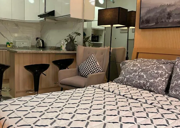 Aparthotel Discover April Opulence - A Luxurious Urban Oasis At It Park Cebu