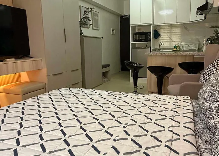 Aparthotel Discover April Opulence - A Luxurious Urban Oasis At It Park Cebu